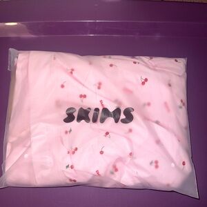 The Soft Lounge Legging is an ultra-comfortable, pair of high waisted leggings..